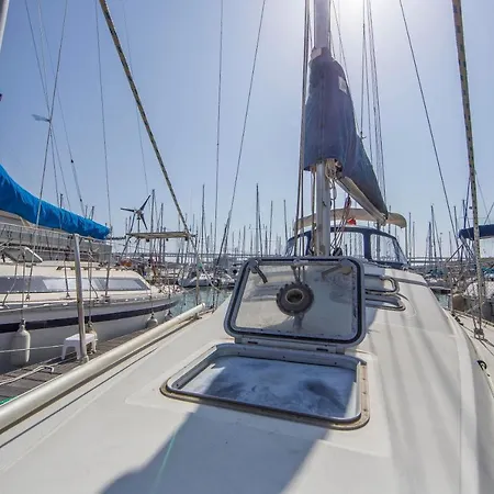Sailboat Lovely Experience Πλωτό κατάλυμα *